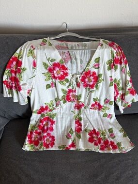 LC Lauren Conrad White Floral Tie-Front Blouse with Pink Flowers